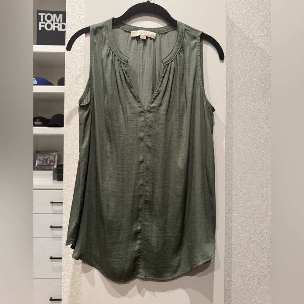 LOFT Olive Green Sleeveless Blouse